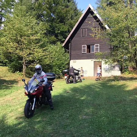 Romantic Forest House Trsce