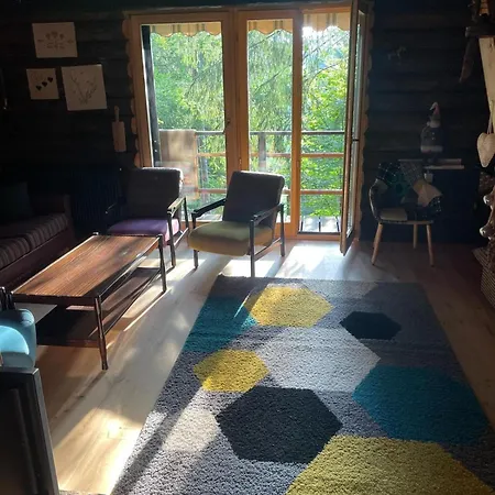 Romantic Forest House *