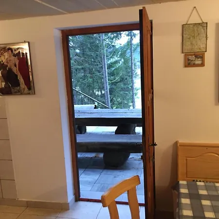 Σαλέ Romantic Forest House *