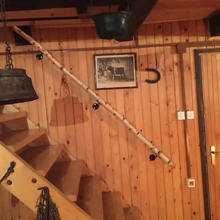 Romantic Forest House * Trsce