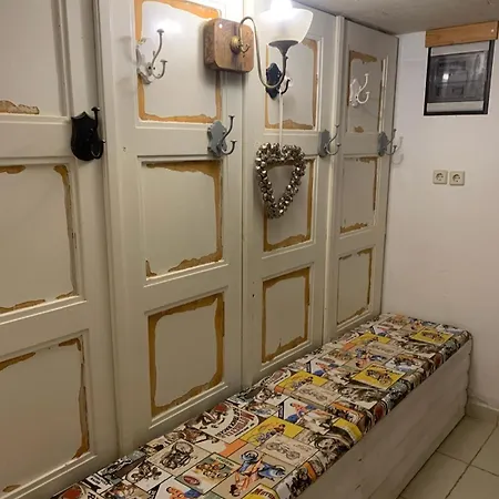 Romantic Forest House Σαλέ