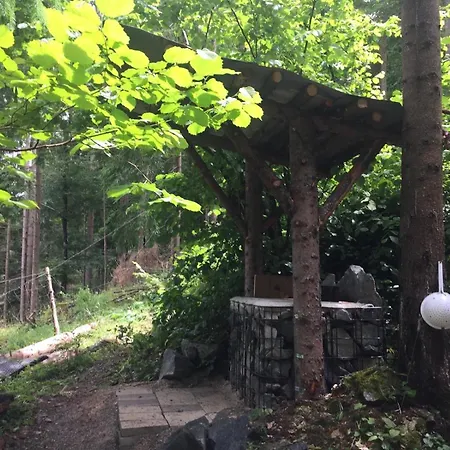 בקתה Romantic Forest House *