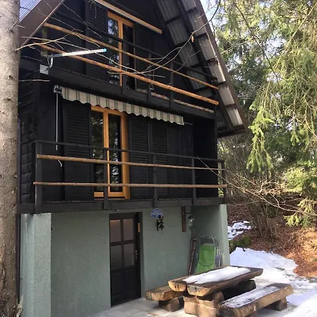 Romantic Forest House * Trsce