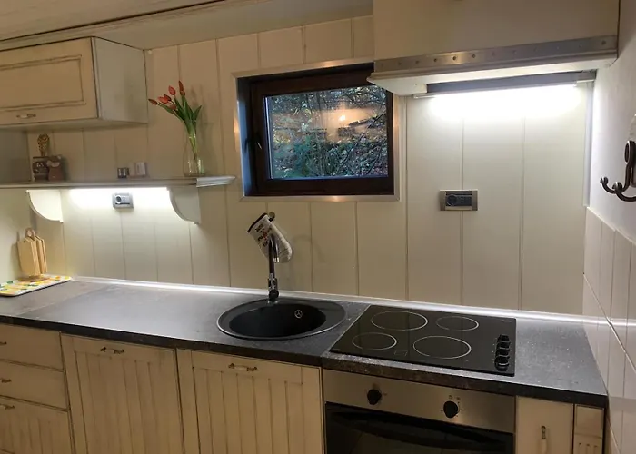 شاليه Romantic Forest House *