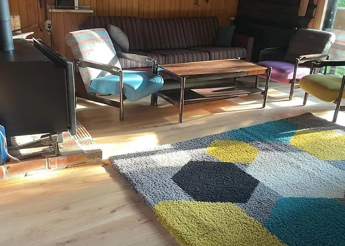 Romantic Forest House شاليه