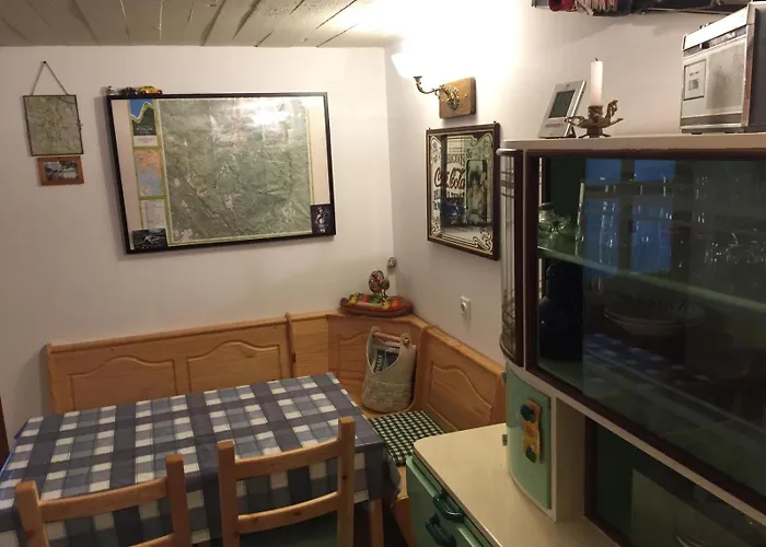 Romantic Forest House شاليه Trsce